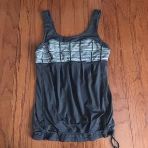 (Lululemon) Workout Tank Top gray and white